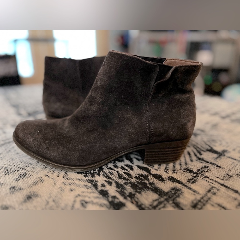 Lucky Brand Chocolate Brown Ankle Boots